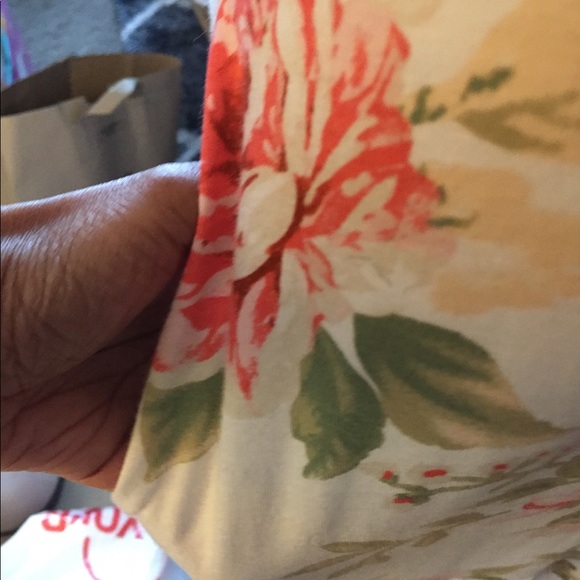 Fun dresses - Picture 3 of 3